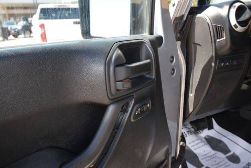 Jeep-Wrangler-unlimited-2014-silver-6
