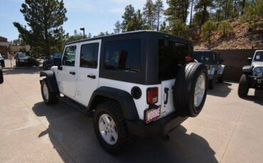 Jeep-Wrangler-unlimited-2018-white-1