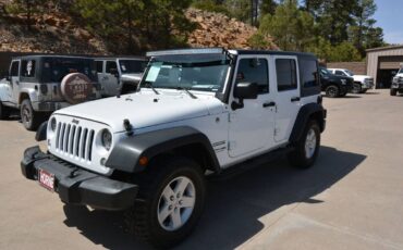 Jeep-Wrangler-unlimited-2018-white-13