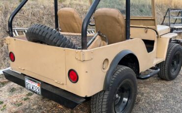 Jeep-Wrangler-willys-1947-brown-1