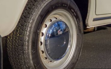 Lada-VAZ-2102-1978-Wagon-21