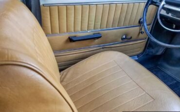 Lada-VAZ-2102-1978-Wagon-36