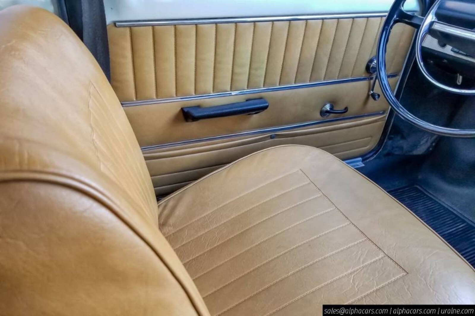 Lada-VAZ-2102-1978-Wagon-36