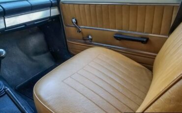 Lada-VAZ-2102-1978-Wagon-37