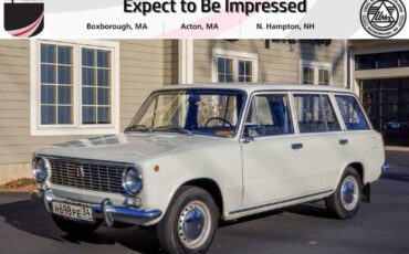 Lada-VAZ-2102-1978-Wagon
