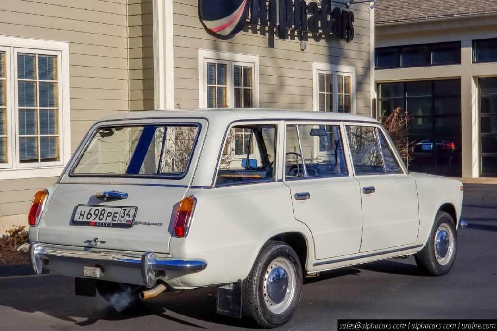 Lada-VAZ-2102-1978-Wagon-7