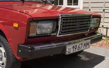 Lada-VAZ-2107-1989-Sedan-11