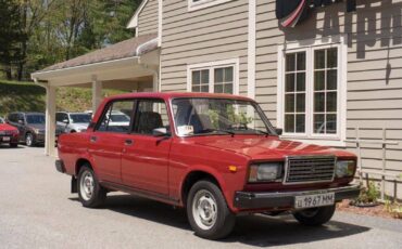 Lada-VAZ-2107-1989-Sedan-9