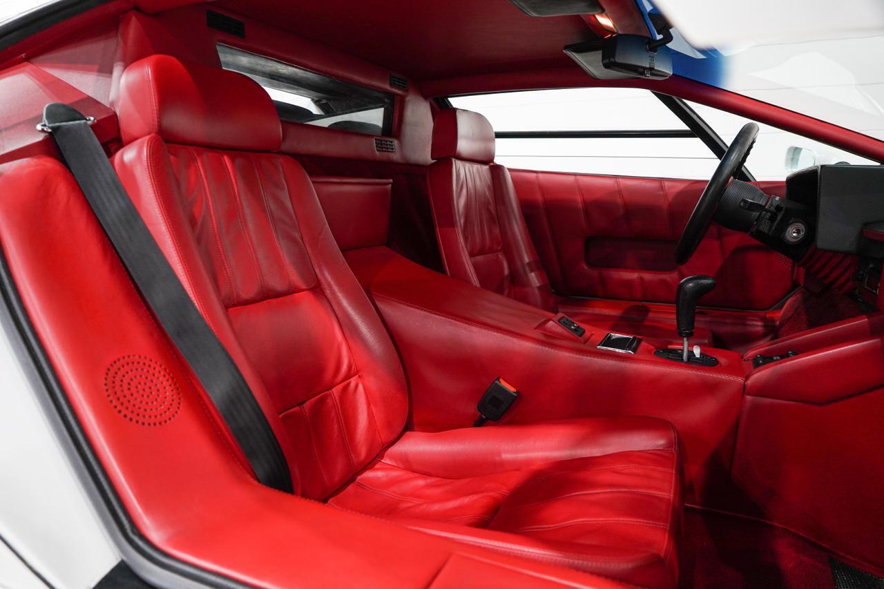 Lamborghini-Countach-1989-14