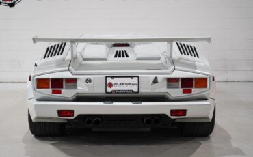 Lamborghini-Countach-1989-2