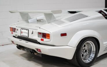 Lamborghini-Countach-1989-30