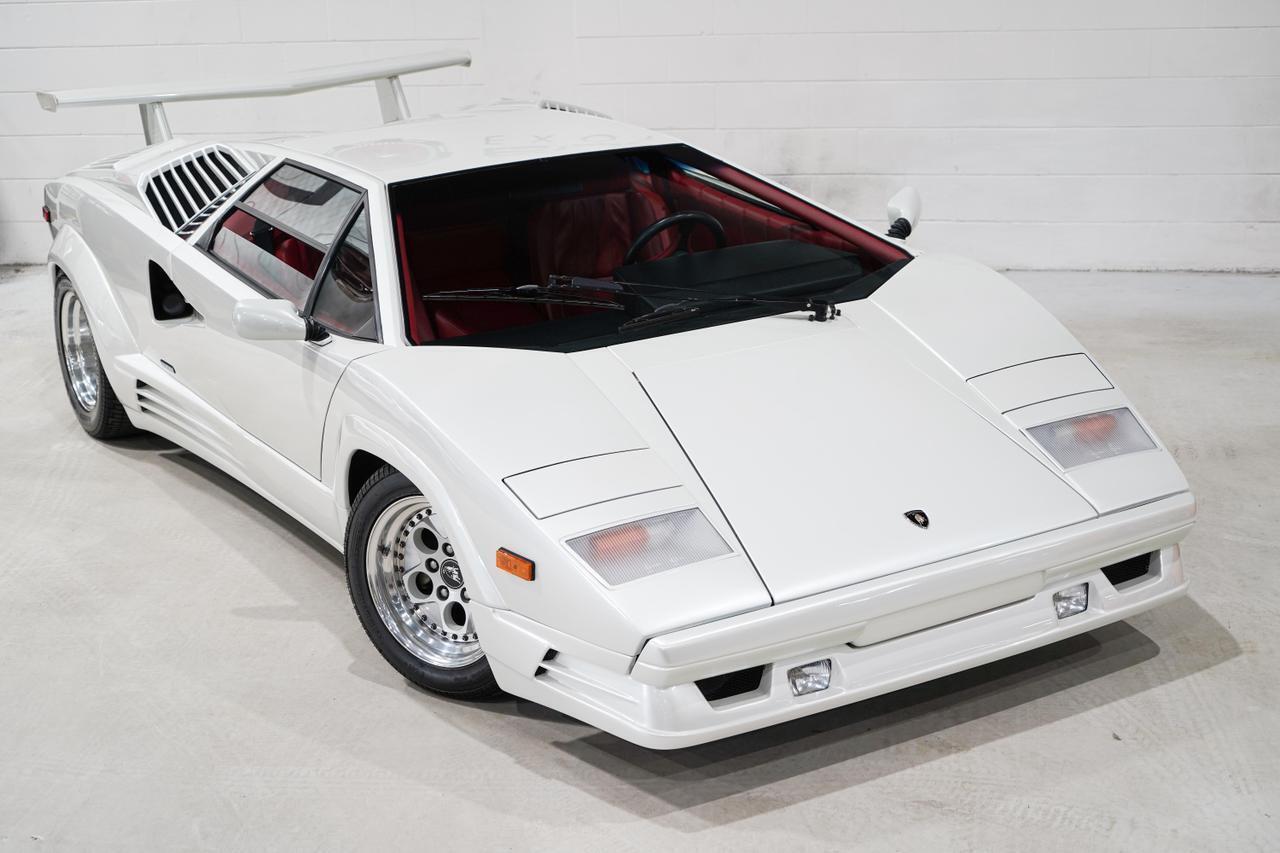 Lamborghini-Countach-1989-34