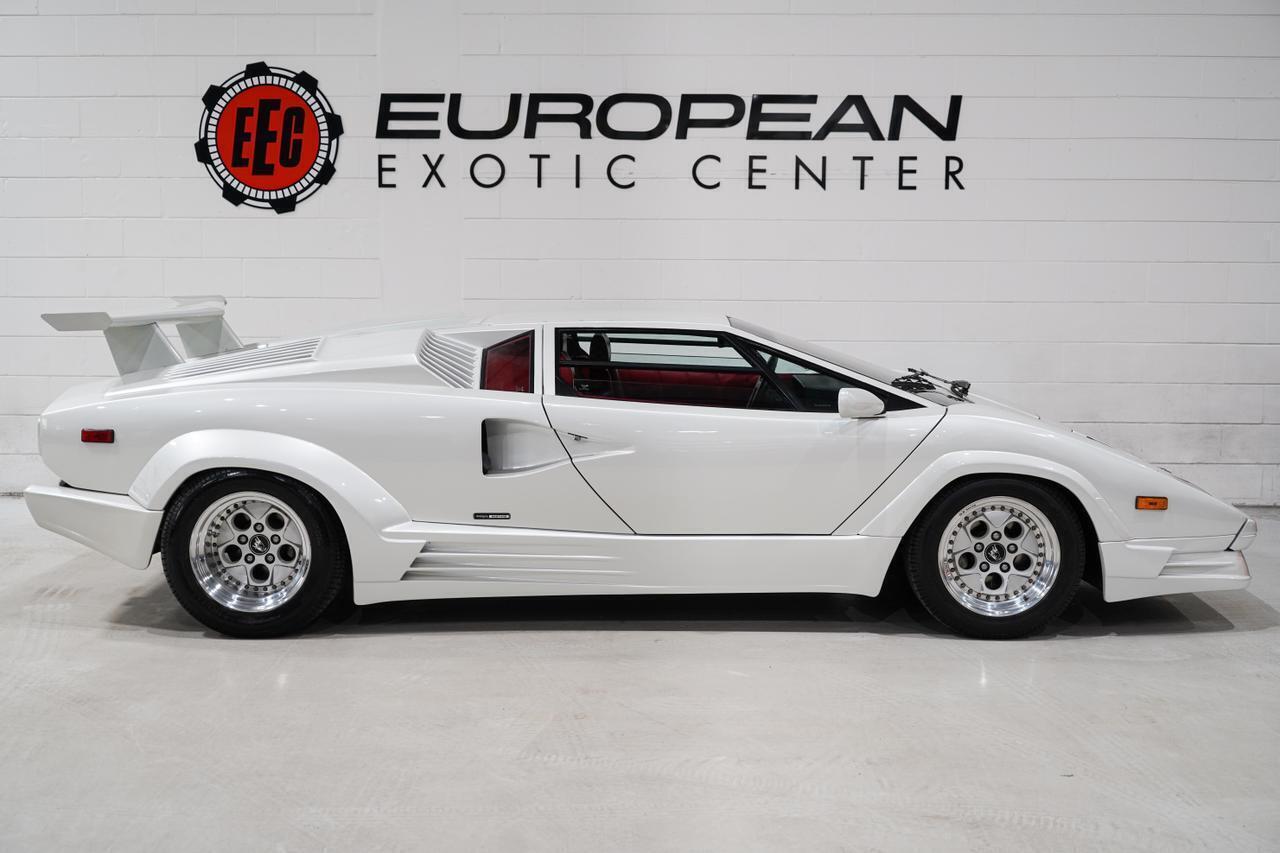 Lamborghini-Countach-1989-5