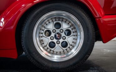 Lamborghini-Countach-1990-coupe-16