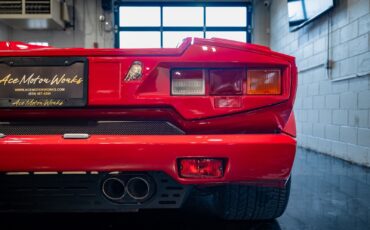 Lamborghini-Countach-1990-coupe-28