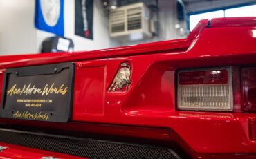 Lamborghini-Countach-1990-coupe-29