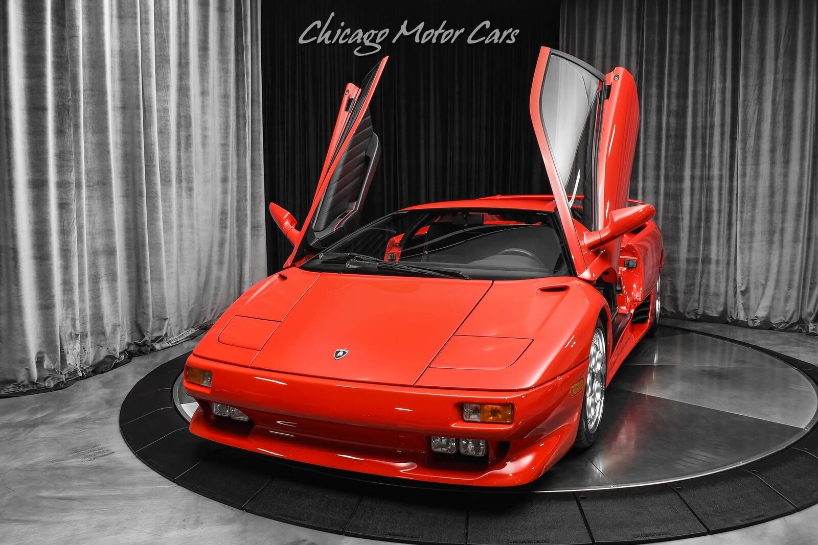 Lamborghini-Diablo-VT-1994-Coupe-1