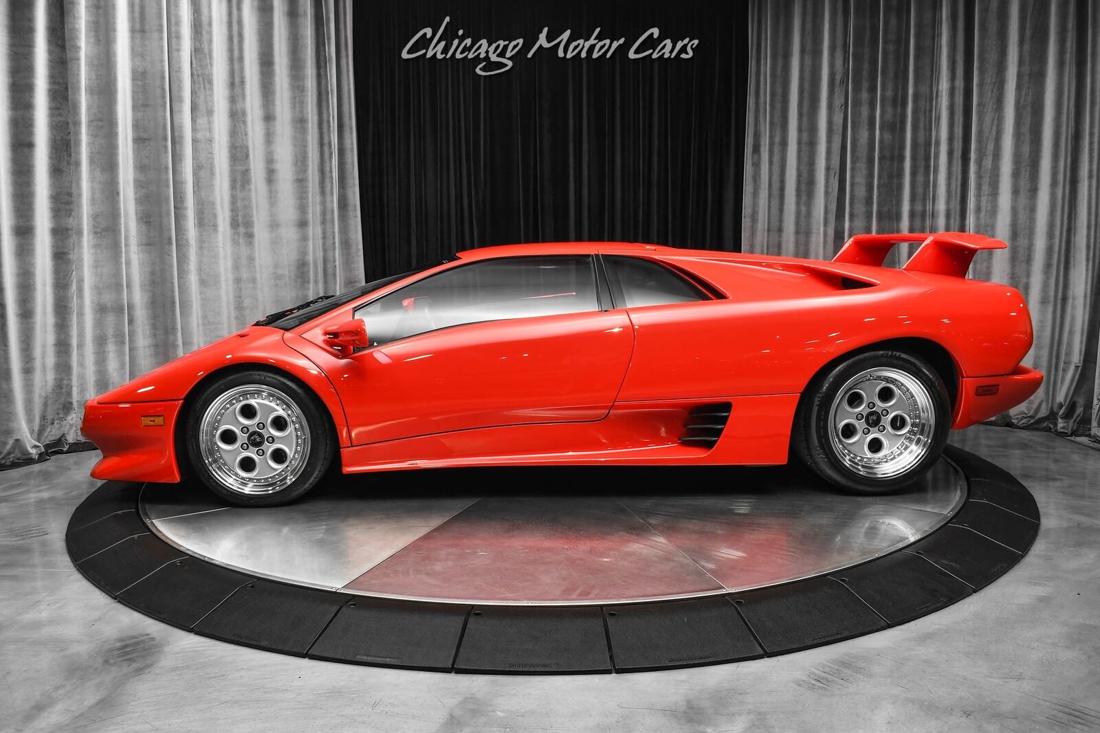 Lamborghini-Diablo-VT-1994-Coupe-23