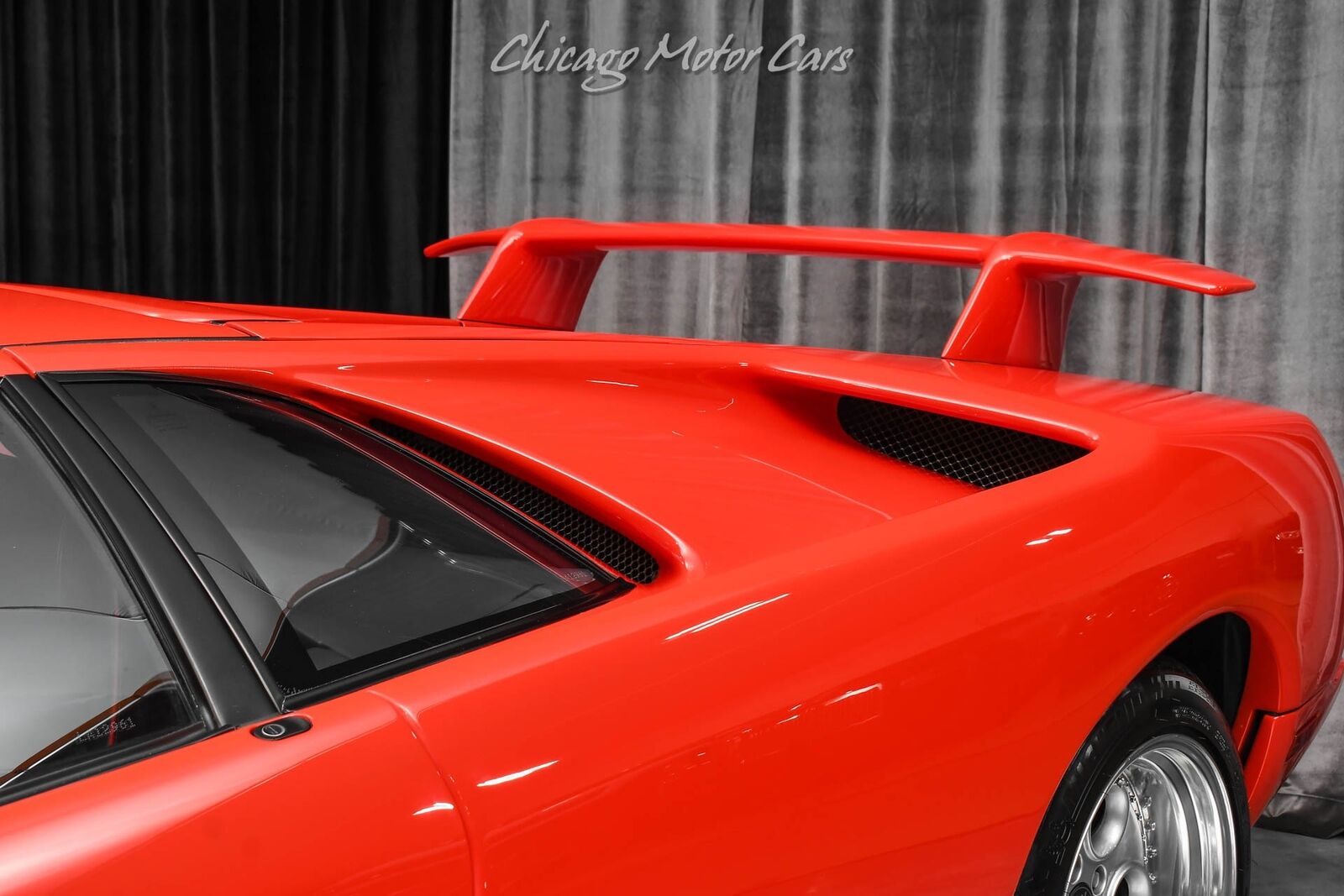 Lamborghini-Diablo-VT-1994-Coupe-25