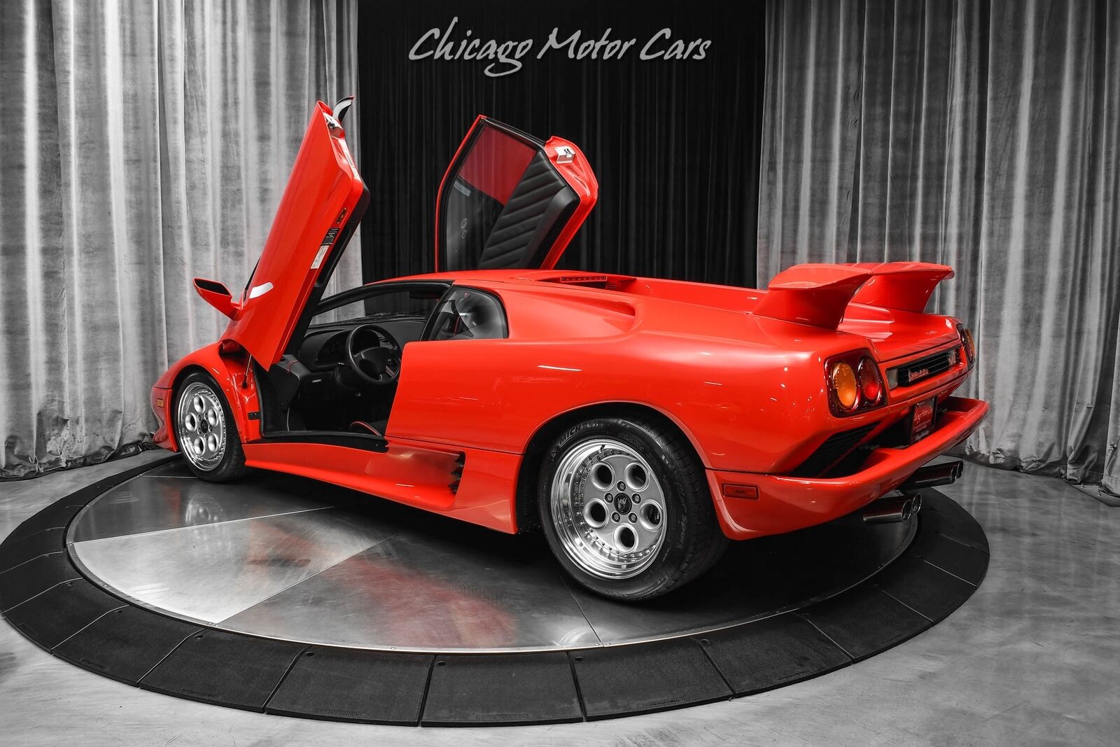 Lamborghini-Diablo-VT-1994-Coupe-27