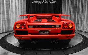 Lamborghini-Diablo-VT-1994-Coupe-3