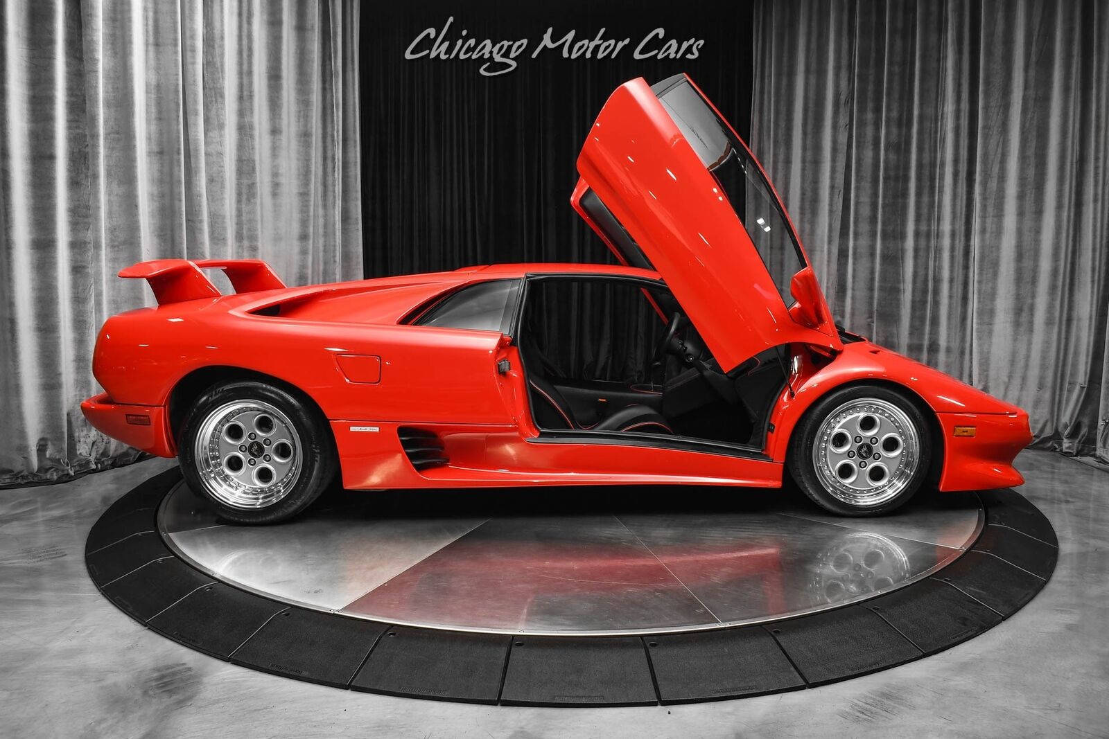 Lamborghini-Diablo-VT-1994-Coupe-39