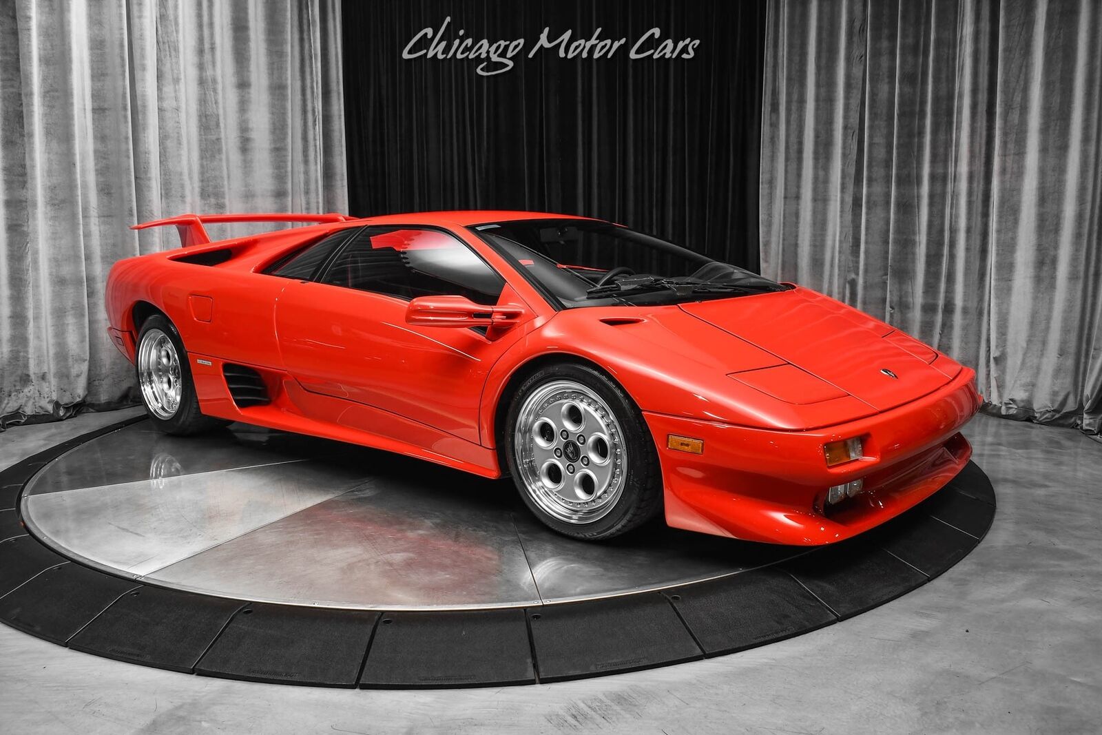 Lamborghini-Diablo-VT-1994-Coupe-5