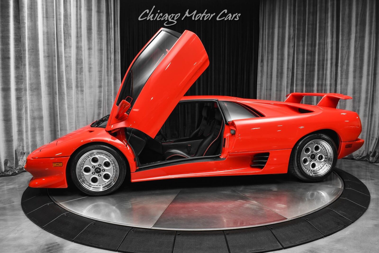 Lamborghini-Diablo-VT-1994-Coupe