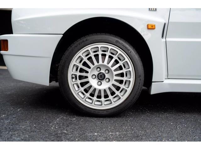 Lancia-DELTA-1993-10
