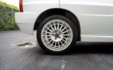 Lancia-DELTA-1993-12