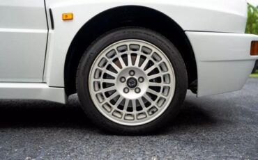 Lancia-DELTA-1993-13