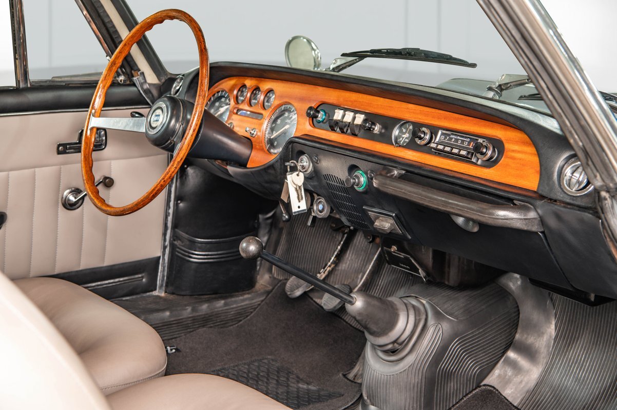 Lancia-Fulvia-1965-Coupe-13