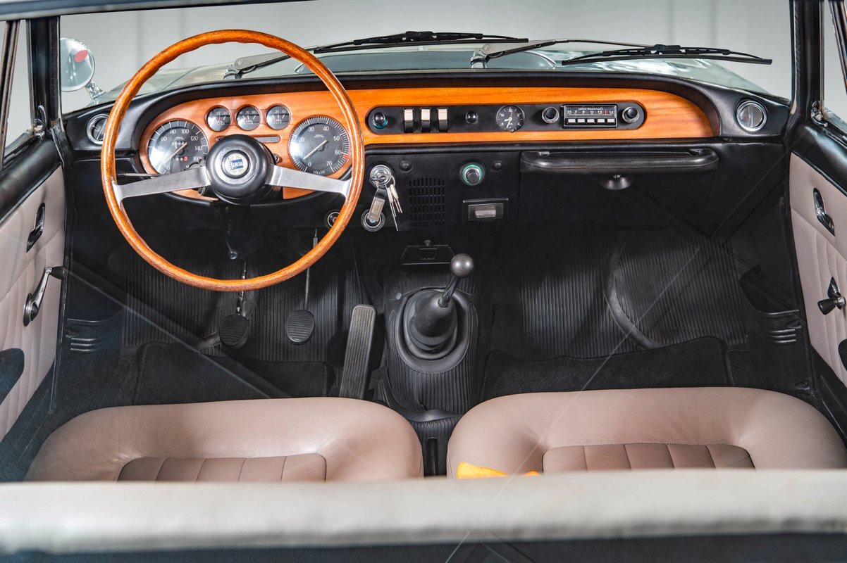 Lancia-Fulvia-1965-Coupe-16