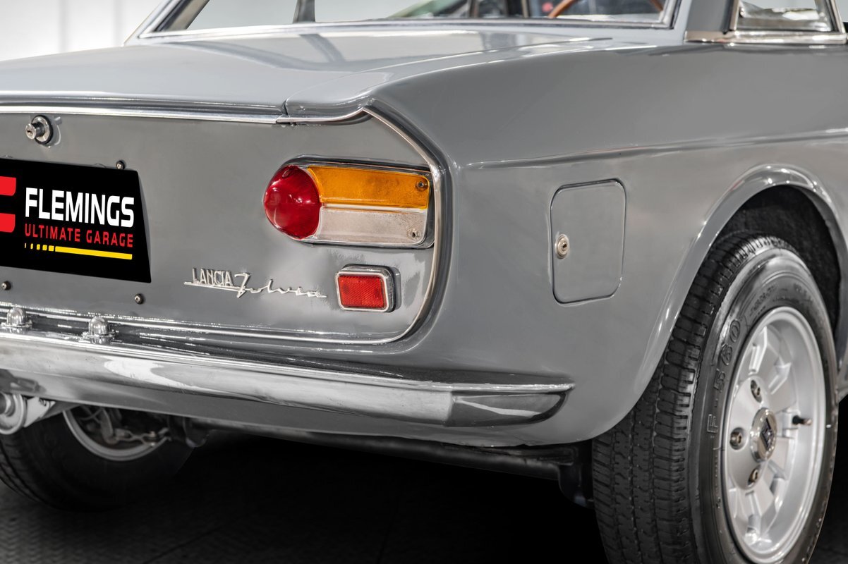 Lancia-Fulvia-1965-Coupe-19