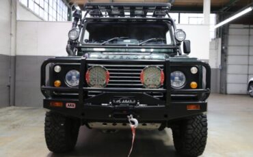 Land-Rover-Defender-1984-Coupe-16