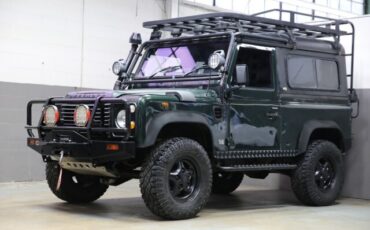 Land-Rover-Defender-1984-Coupe-21