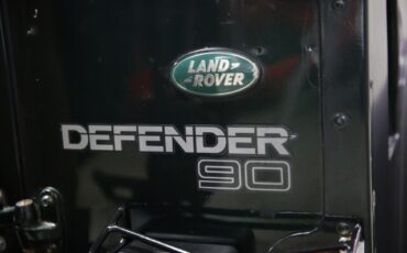 Land-Rover-Defender-1984-Coupe-5