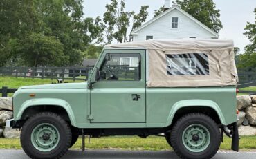 Land-Rover-Defender-1986-1