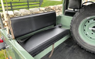 Land-Rover-Defender-1986-14