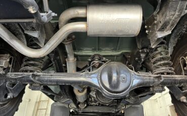 Land-Rover-Defender-1986-31