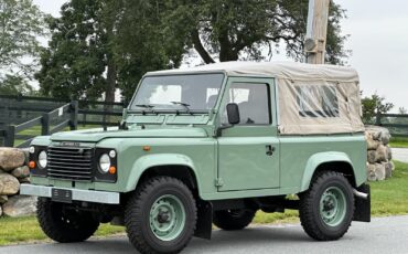 Land-Rover-Defender-1986