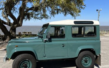 Land-Rover-Defender-1986-SUV-3