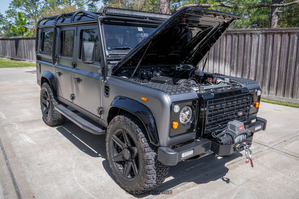 Land-Rover-Defender-1988-Other-15