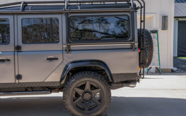 Land-Rover-Defender-1988-Other-4