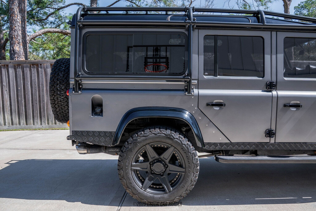 Land-Rover-Defender-1988-Other-9