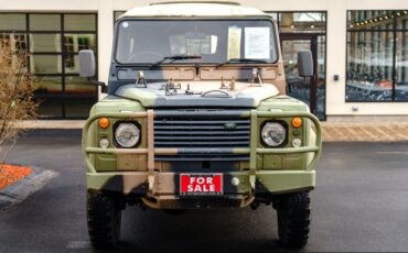 Land-Rover-Defender-1989-Pickup-Truck-1