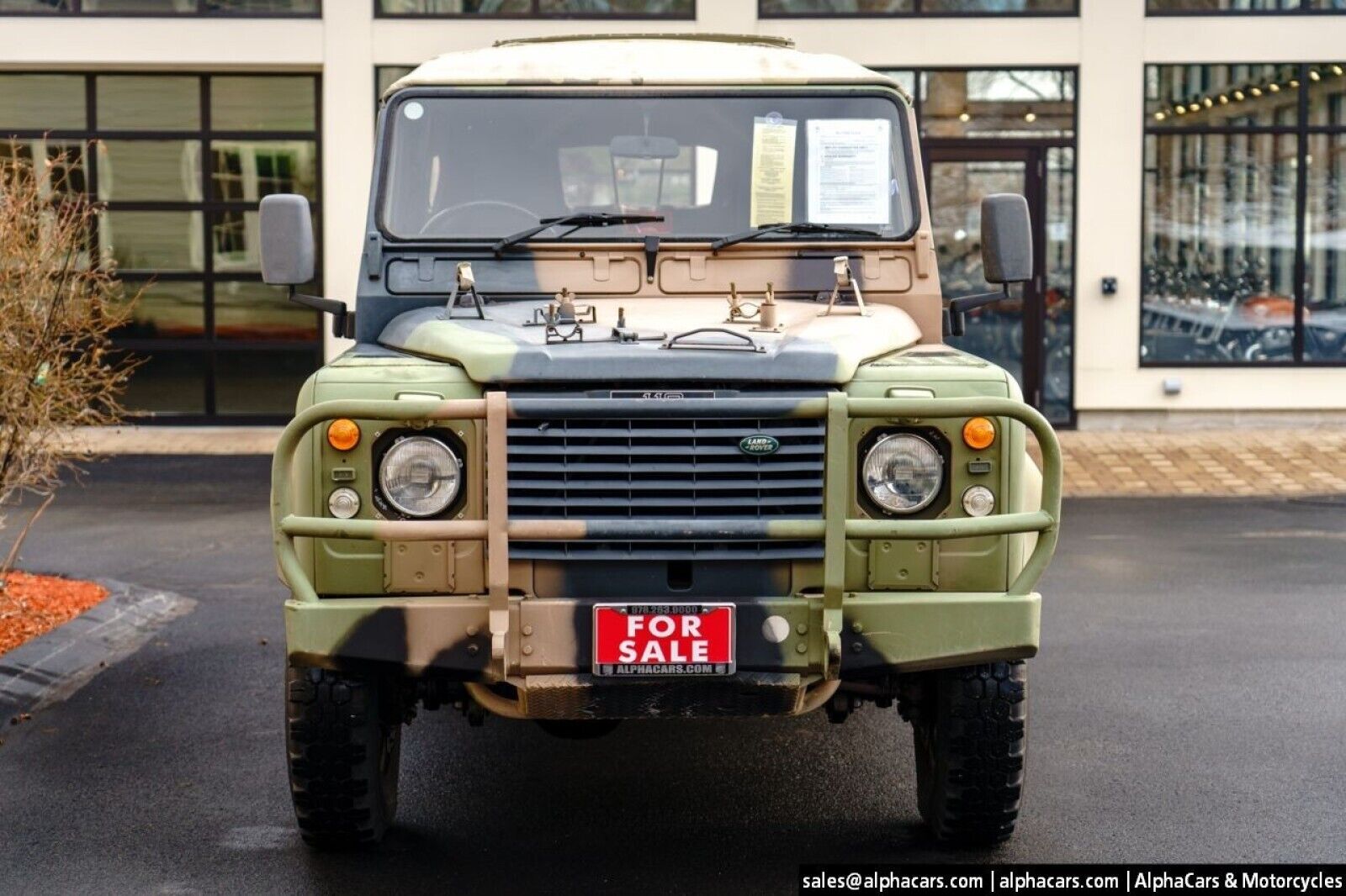 Land-Rover-Defender-1989-Pickup-Truck-1
