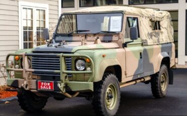 Land-Rover-Defender-1989-Pickup-Truck-2