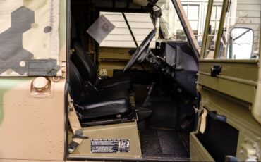 Land-Rover-Defender-1989-Pickup-Truck-36