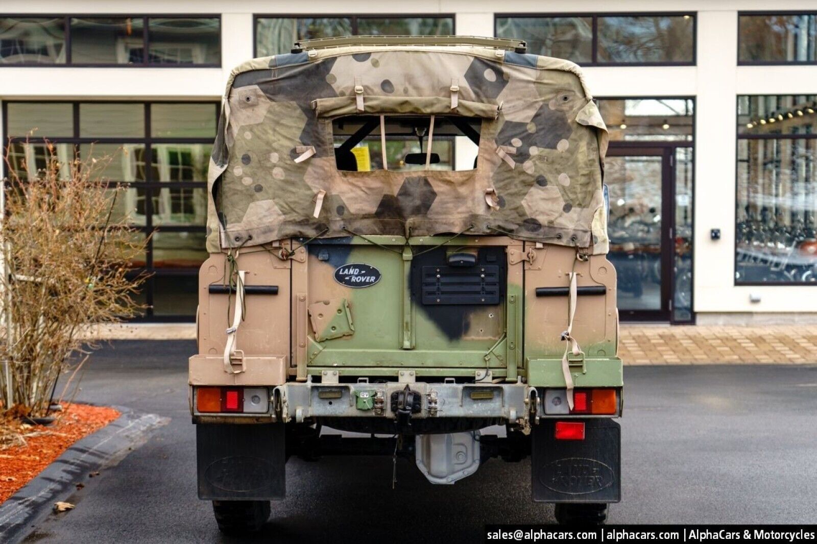 Land-Rover-Defender-1989-Pickup-Truck-4